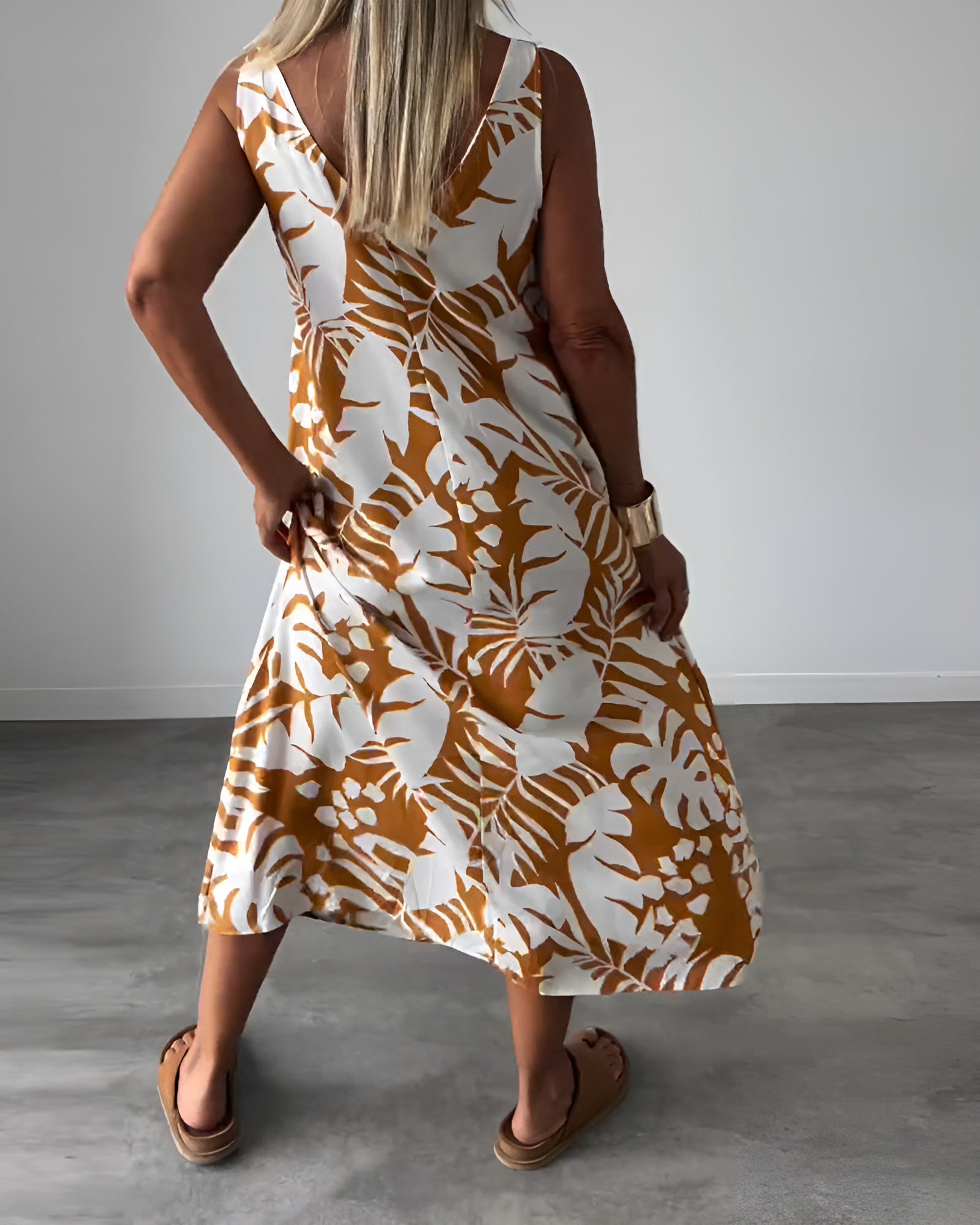 Audrey | Tyylikäs hihaton mekko