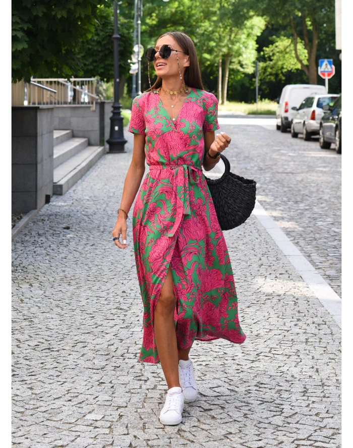 Linda | Elegantti kukkamekko mihin tahansa tilaisuuteen