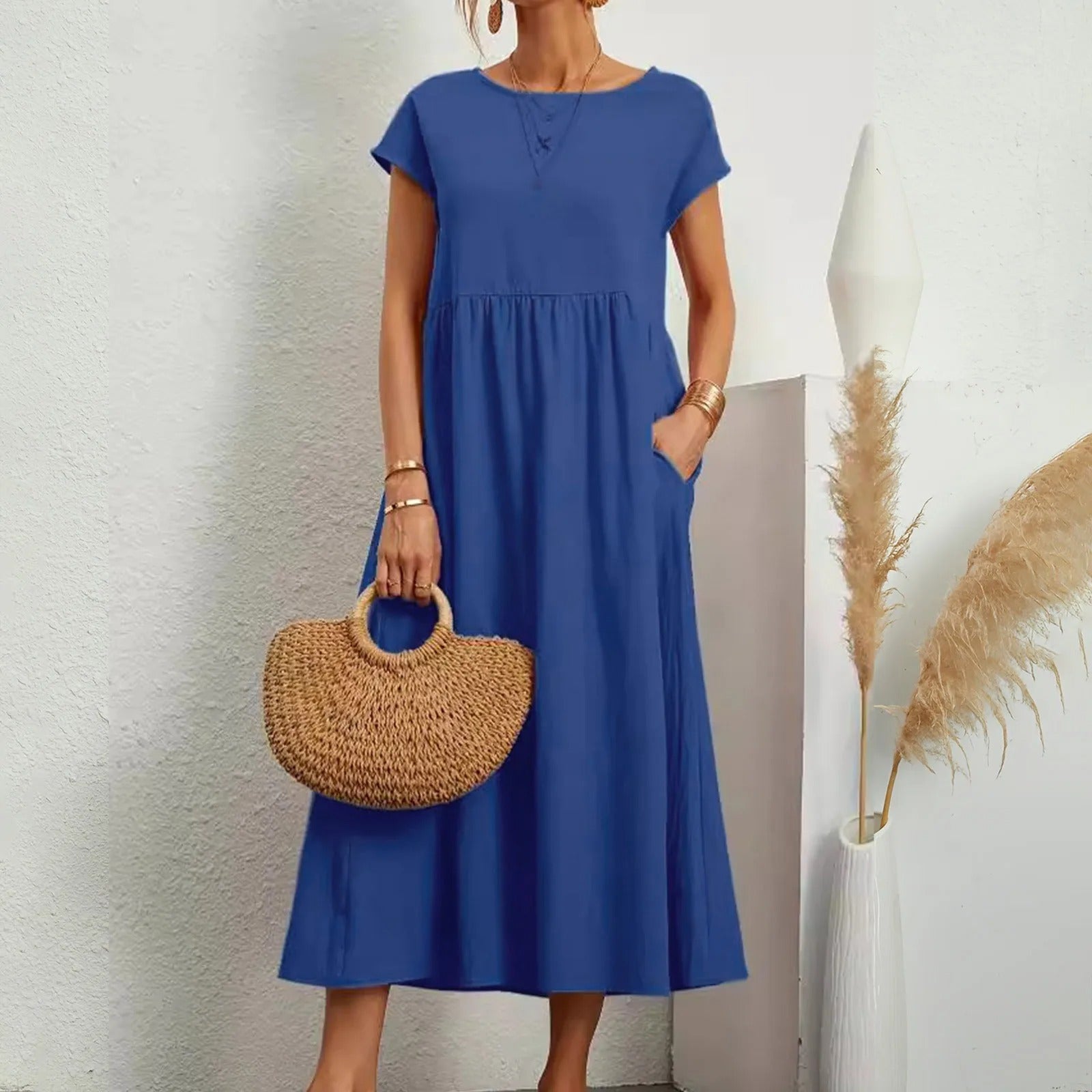 Catherine | Tyylikäs Perusmekko